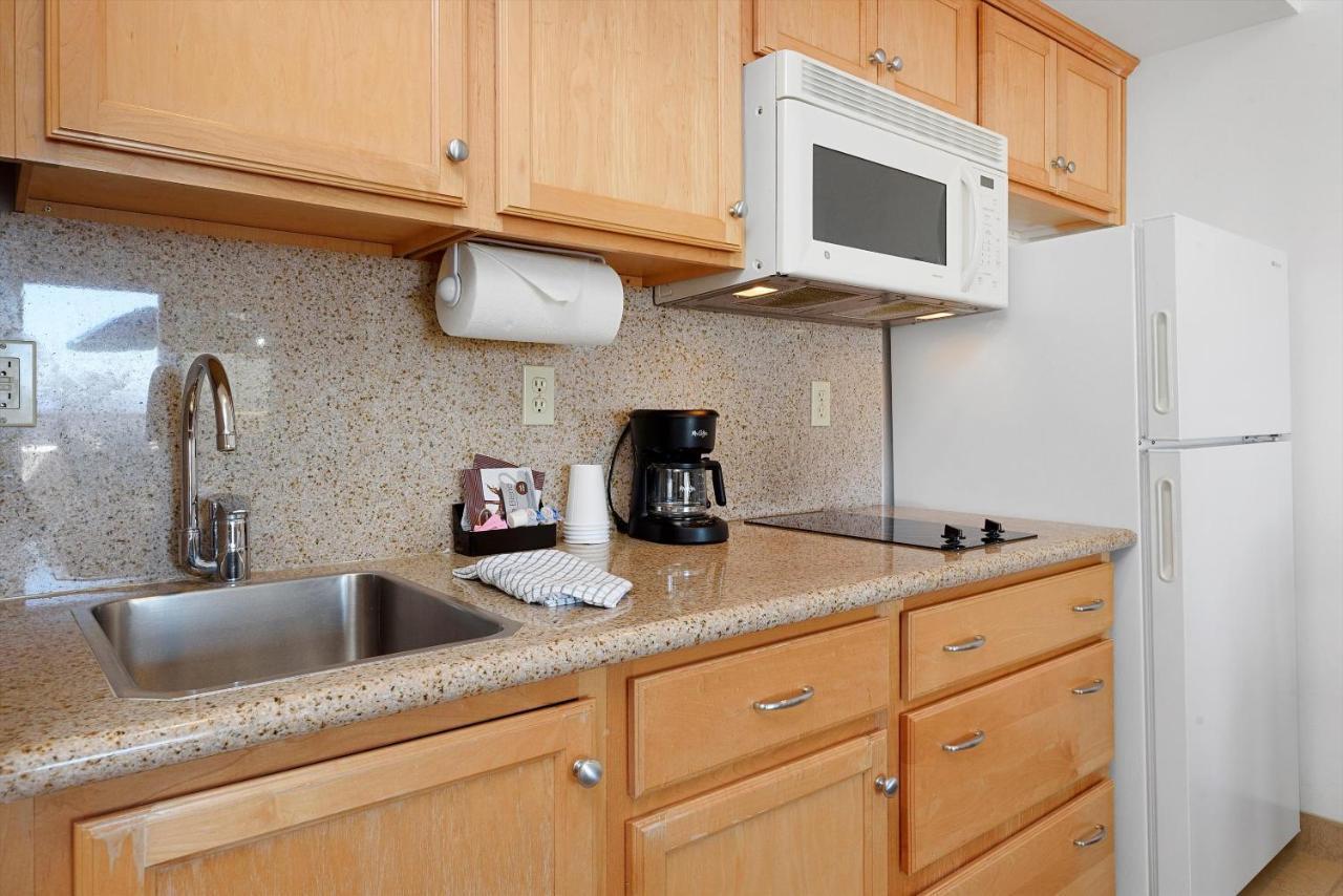 Beach House Inn & Suites بيسمو بيتش، سان لويس أوبيسبو، كاليفورنيا المظهر الخارجي الصورة
